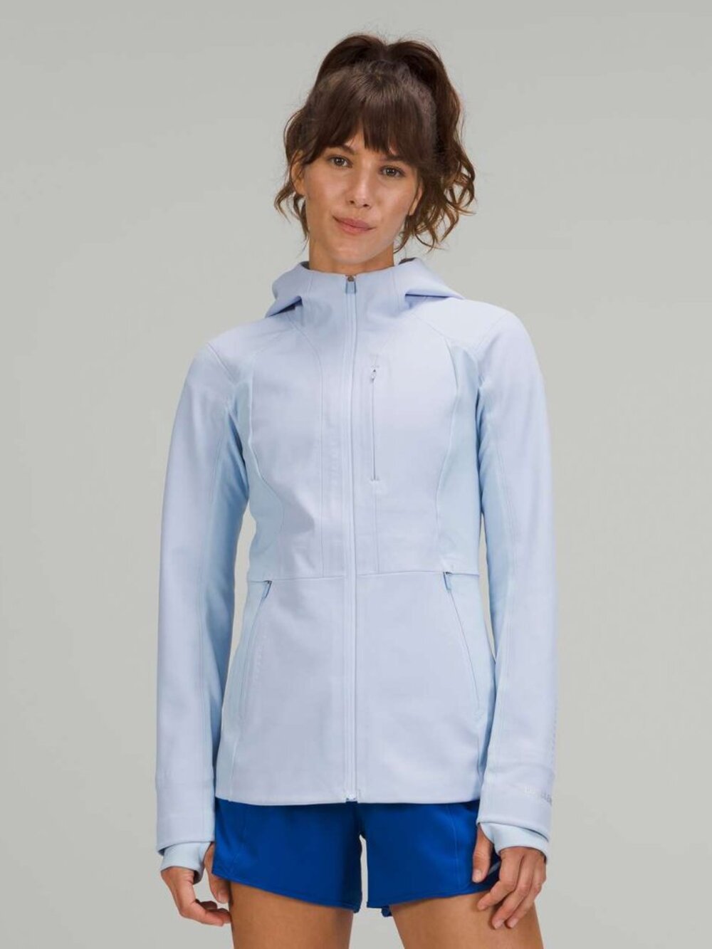 Lululemon Cross Chill Jacket in Blue Linen. Size 4